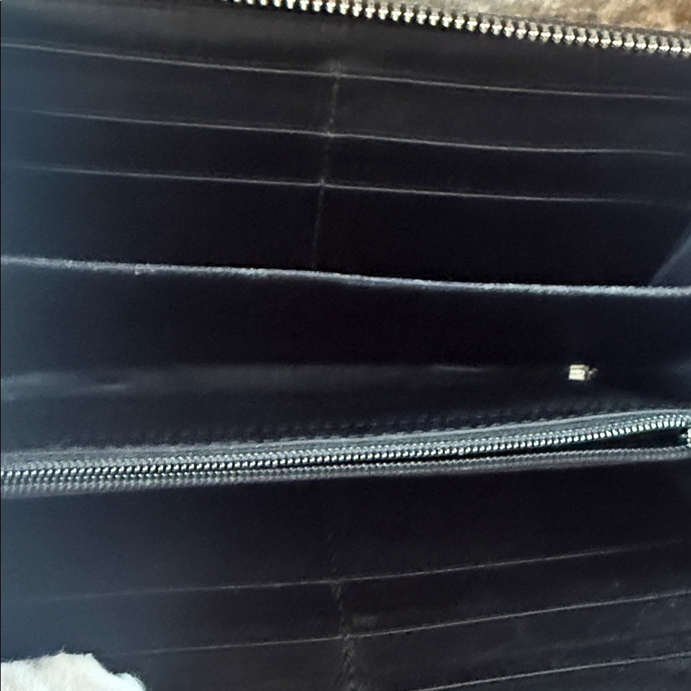 Gucci black leather long zipper wallet - Picture 6 of 7